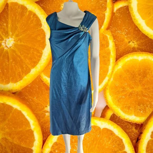 New Jessica Howard Blue Iridescent with Jeweled‎ Shoulder Dress Size 12 - Picture 2 of 7